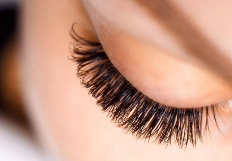 Cosa è il lash booster? Ecco quello che forse non sai