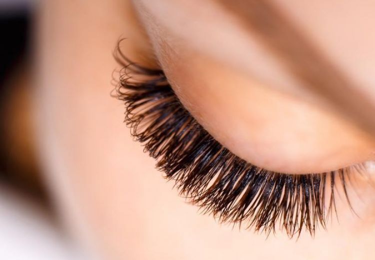 Lash booster esalta le ciglia enfatizza colore e curvatura